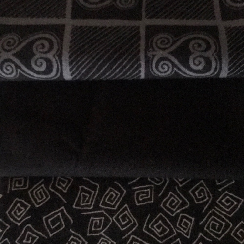 Quilting Cotton Fabric FQ Bundle 3 yards total - Picture 5 of 5